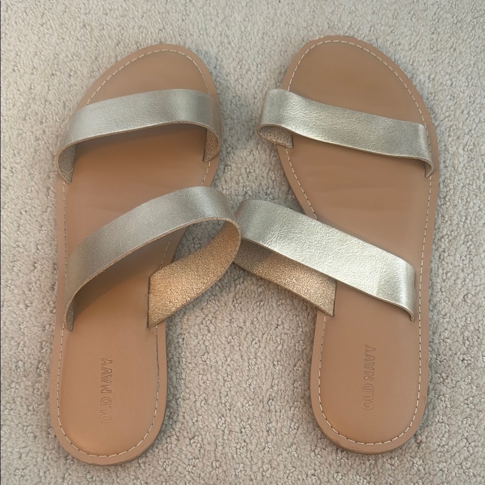 Old Navy Women's Gold Sandals